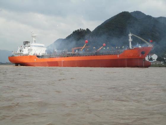 2010 New 6026 DWT product oil asphalt tanker  112 